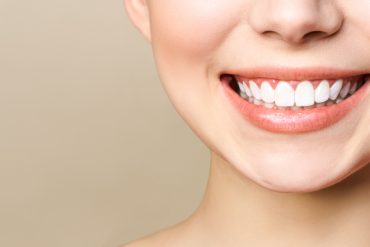 Pourquoi faut-il recourir à un dentiste pour ses problèmes dentaires ?